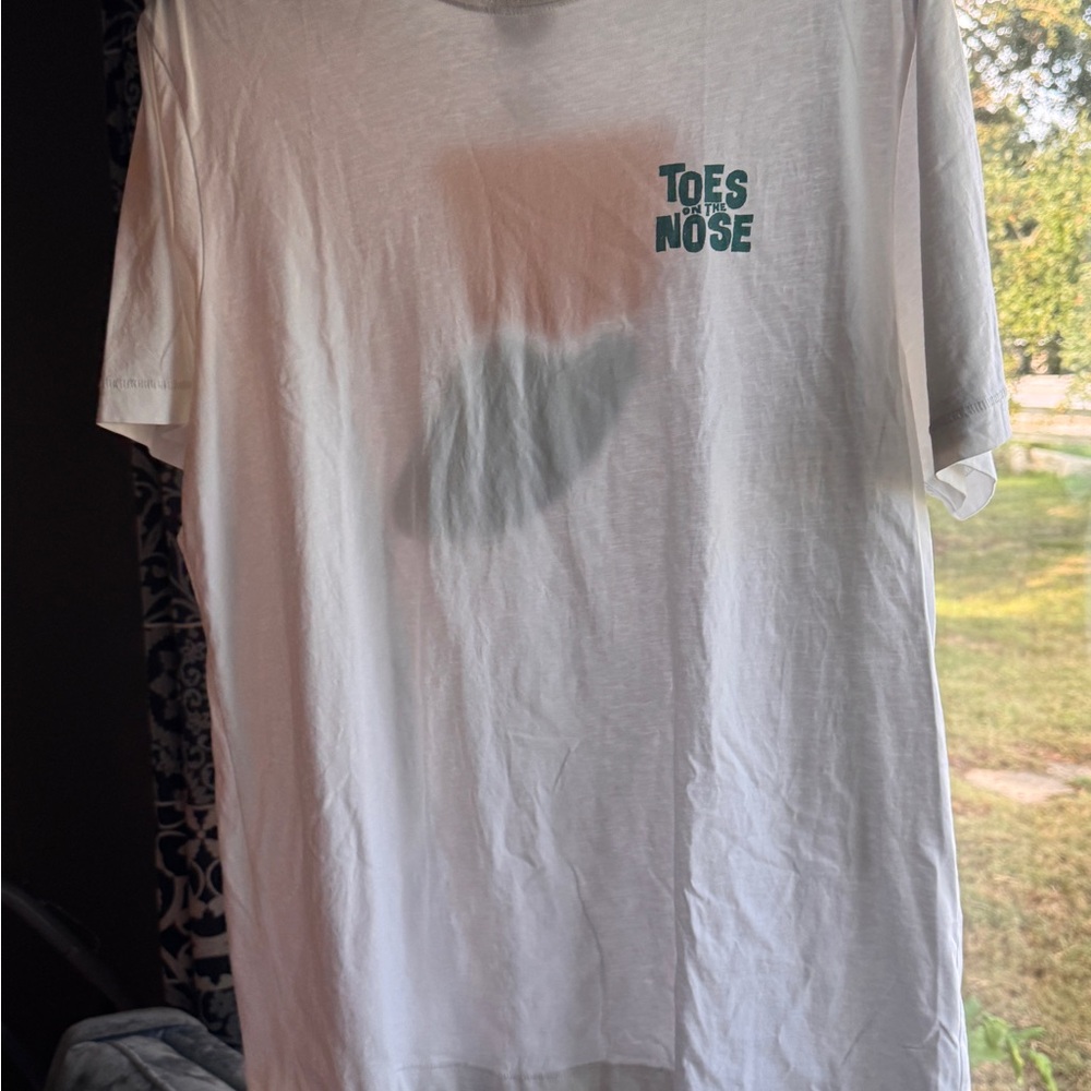 Toes on the Nose White Graphic Tee